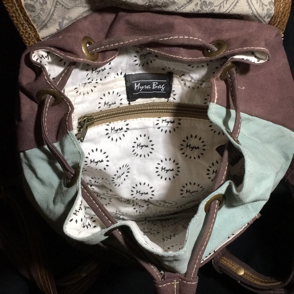 Meet The Posher Joli 🌙 - Picture 11 of 11